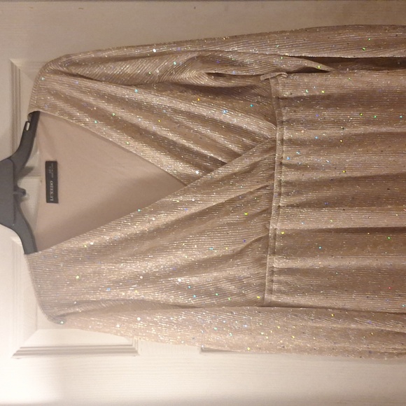 Dress - Picture 1 of 3